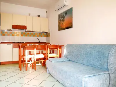Cucina o angolo cottura di Apartment Solmare-12 by Interhome