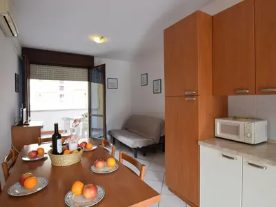 Cucina o angolo cottura di Apartment Acquamarina-3 by Interhome