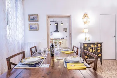 Planimetria di Ca' San Beneto Completely Refurbished in a fabulously central area