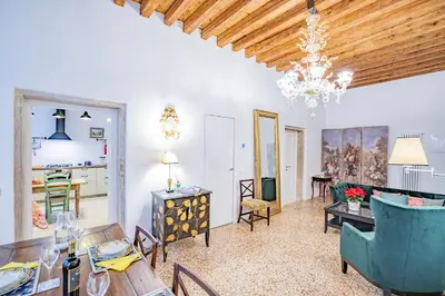 Area soggiorno di Ca' San Beneto Completely Refurbished in a fabulously central area
