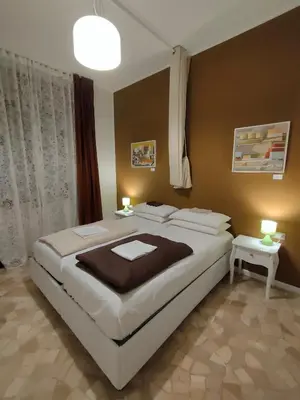 Letto o letti in una camera di Zeljko's luxury hostel