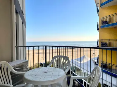 Balcone o terrazza di Appartamenti Fronte Mare CC - Carraro Immobiliare - Family Apartments