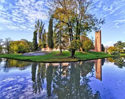 Vista sul fiume nelle vicinanze dell'appartamento