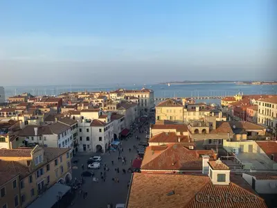 Vista generica sul mare o vista sul mare dall'interno dell'appartamento