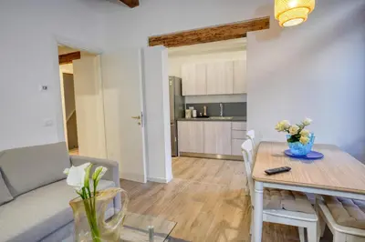 Cucina o angolo cottura di Ecco Suites Apartments