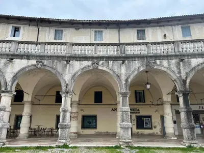Facciata o entrata di Boutique House Alle Loggie Palladiane di Villa Contarini