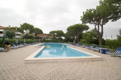 Piscina di Appartamento Al Porticciolo-Residence con piscina-Cavallino Treporti o nelle vicinanze