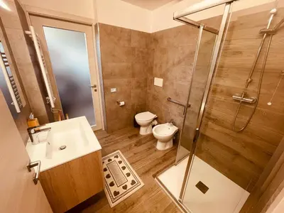 Bagno di Appartamento Cima - Vista Mare, 3 camere, WiFi, Family Apartment