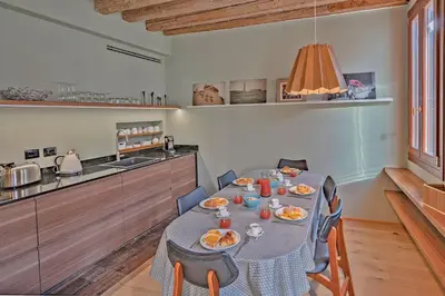 Cibo presso l'appartamento o nelle vicinanze