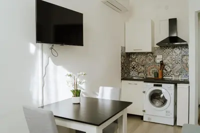 Cucina o angolo cottura di Yourbanflat Clock Tower 2