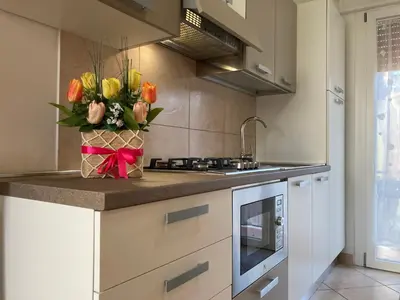 Cucina o angolo cottura di Cozy apartment close to the beach